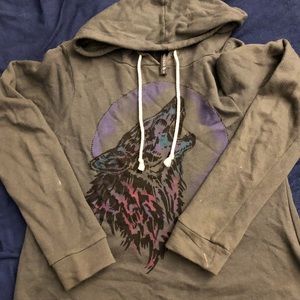 short (not cropped) thin sweatshirt